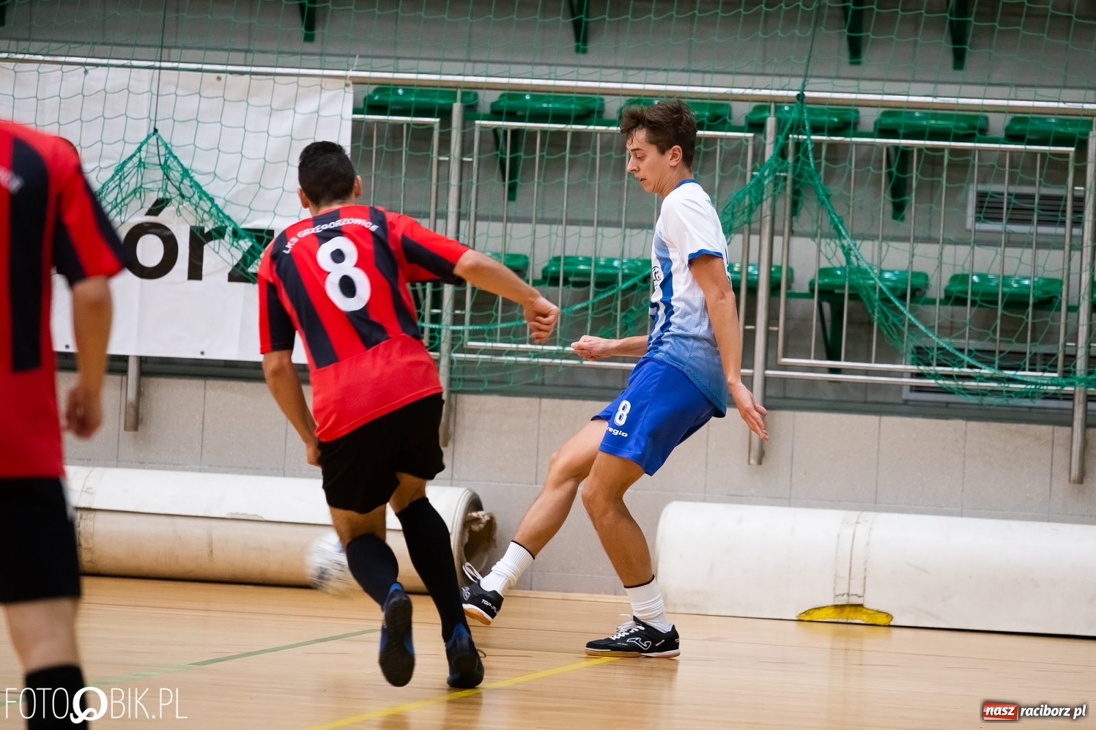 Zdjęcie w galerii na portalu naszraciborz.pl: Grad goli w sobotnich pojedynkach HLPN wiadomości z regionu