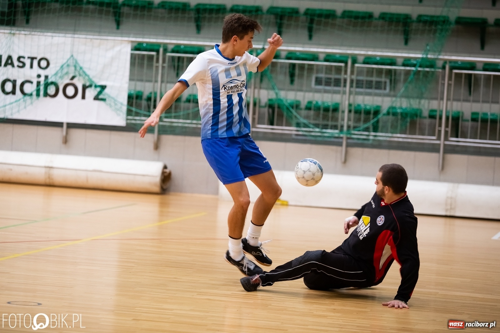 Zdjęcie w galerii na portalu naszraciborz.pl: Grad goli w sobotnich pojedynkach HLPN wiadomości z regionu