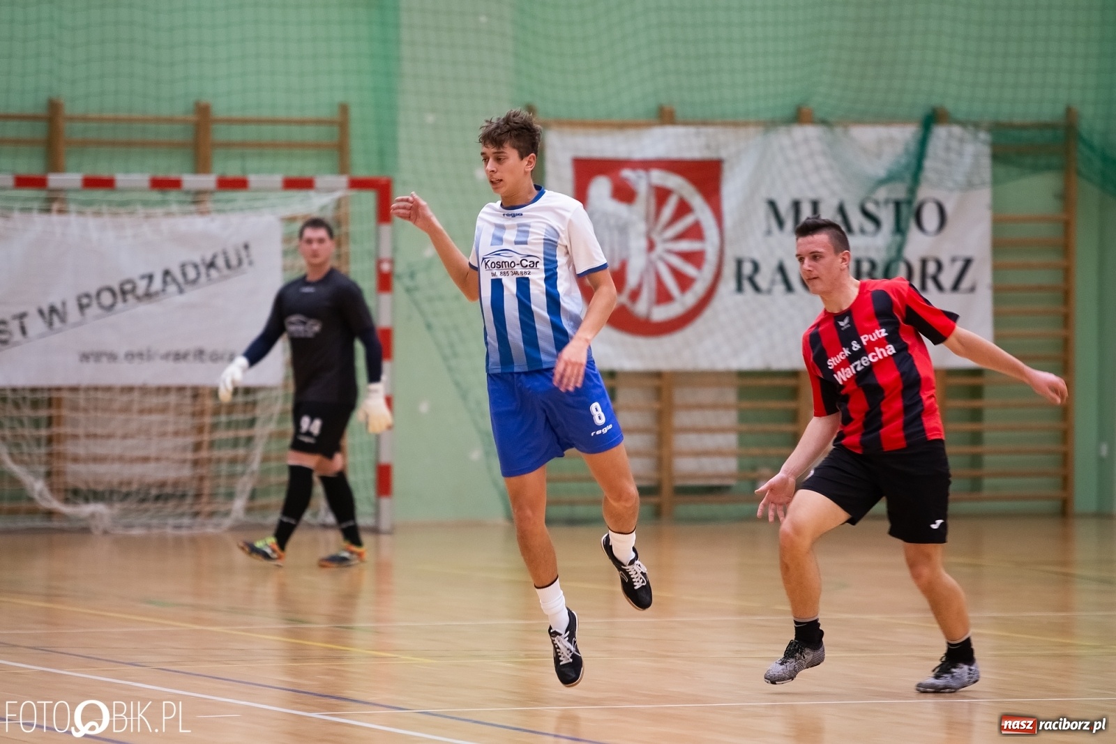 Zdjęcie w galerii na portalu naszraciborz.pl: Grad goli w sobotnich pojedynkach HLPN wiadomości z regionu