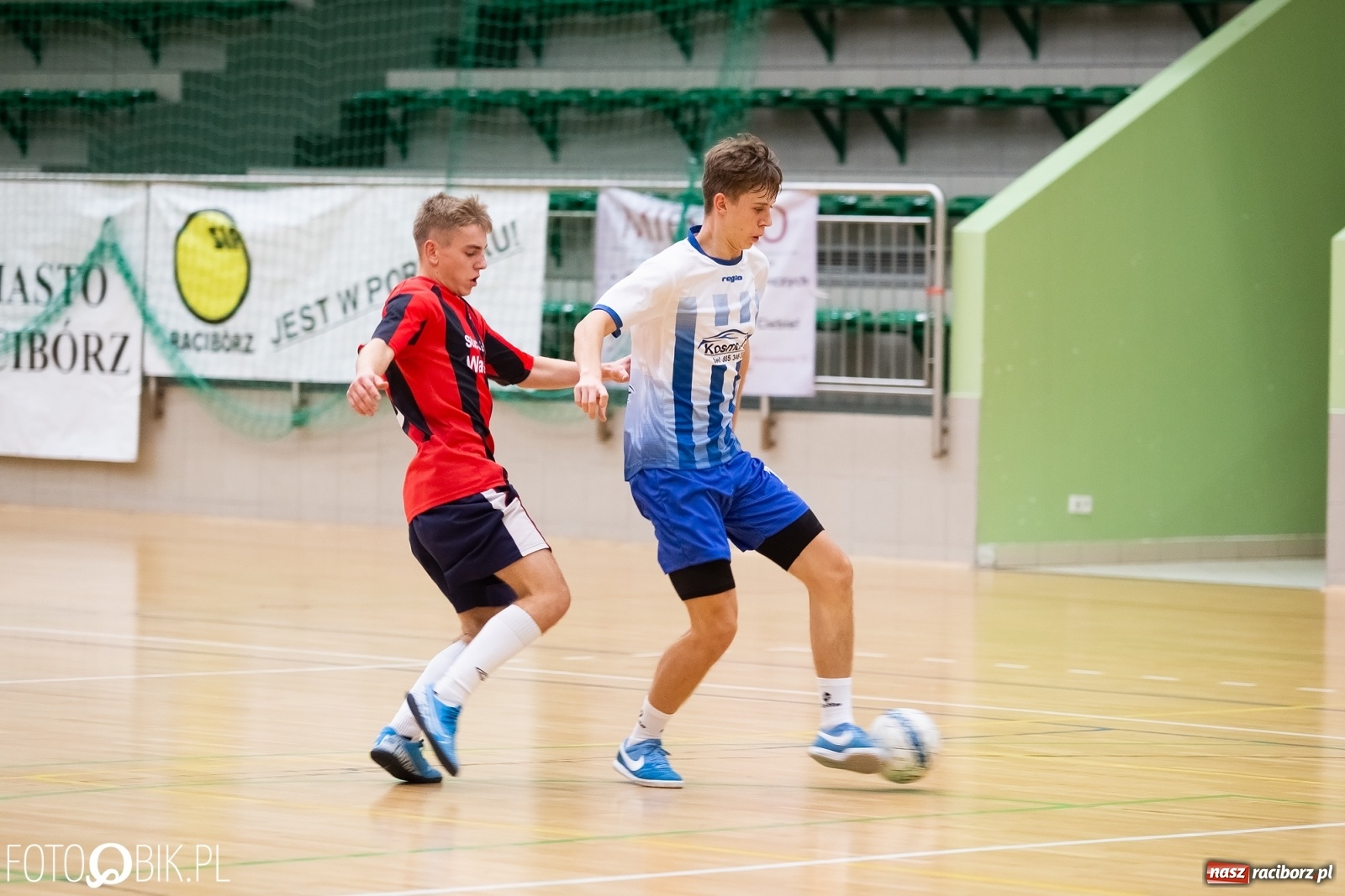 Zdjęcie w galerii na portalu naszraciborz.pl: Grad goli w sobotnich pojedynkach HLPN wiadomości z regionu