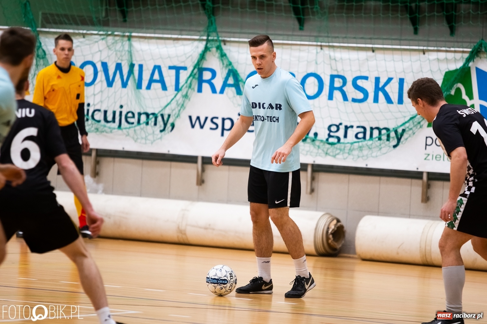 Zdjęcie w galerii na portalu naszraciborz.pl: Grad goli w sobotnich pojedynkach HLPN wiadomości z regionu