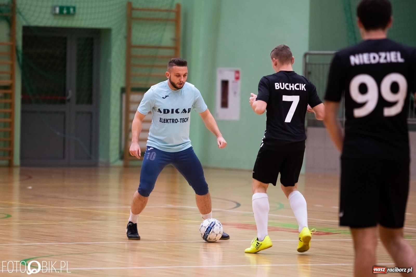 Zdjęcie w galerii na portalu naszraciborz.pl: Grad goli w sobotnich pojedynkach HLPN wiadomości z regionu