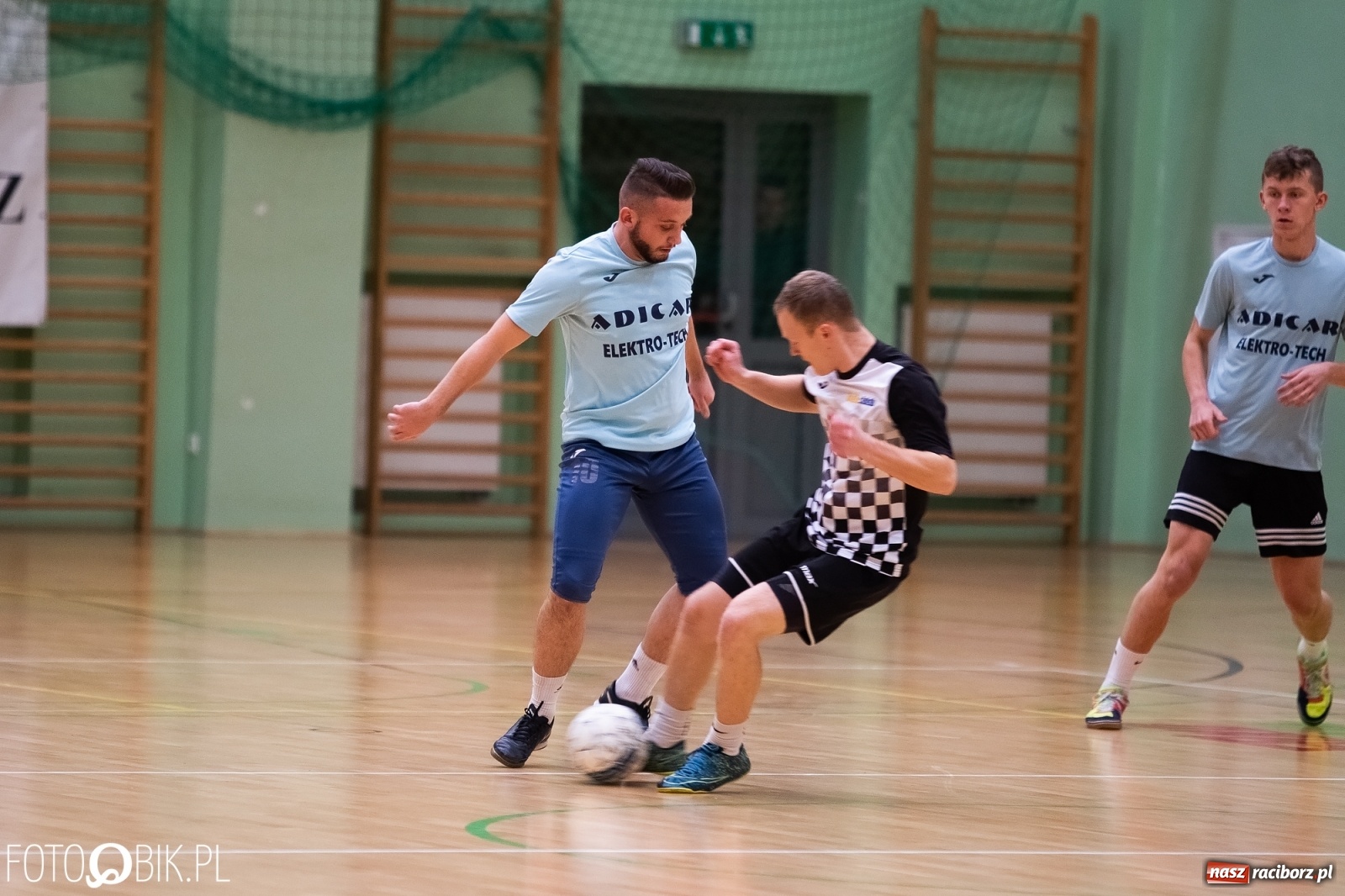 Zdjęcie w galerii na portalu naszraciborz.pl: Grad goli w sobotnich pojedynkach HLPN wiadomości z regionu