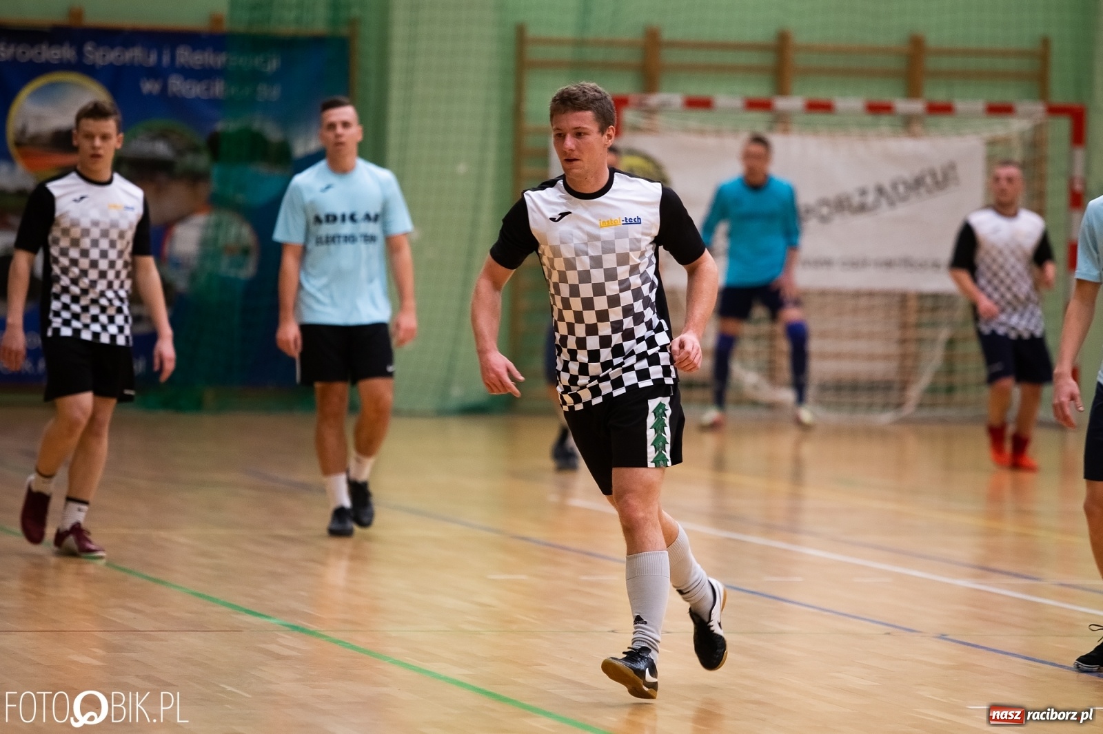 Zdjęcie w galerii na portalu naszraciborz.pl: Grad goli w sobotnich pojedynkach HLPN wiadomości z regionu