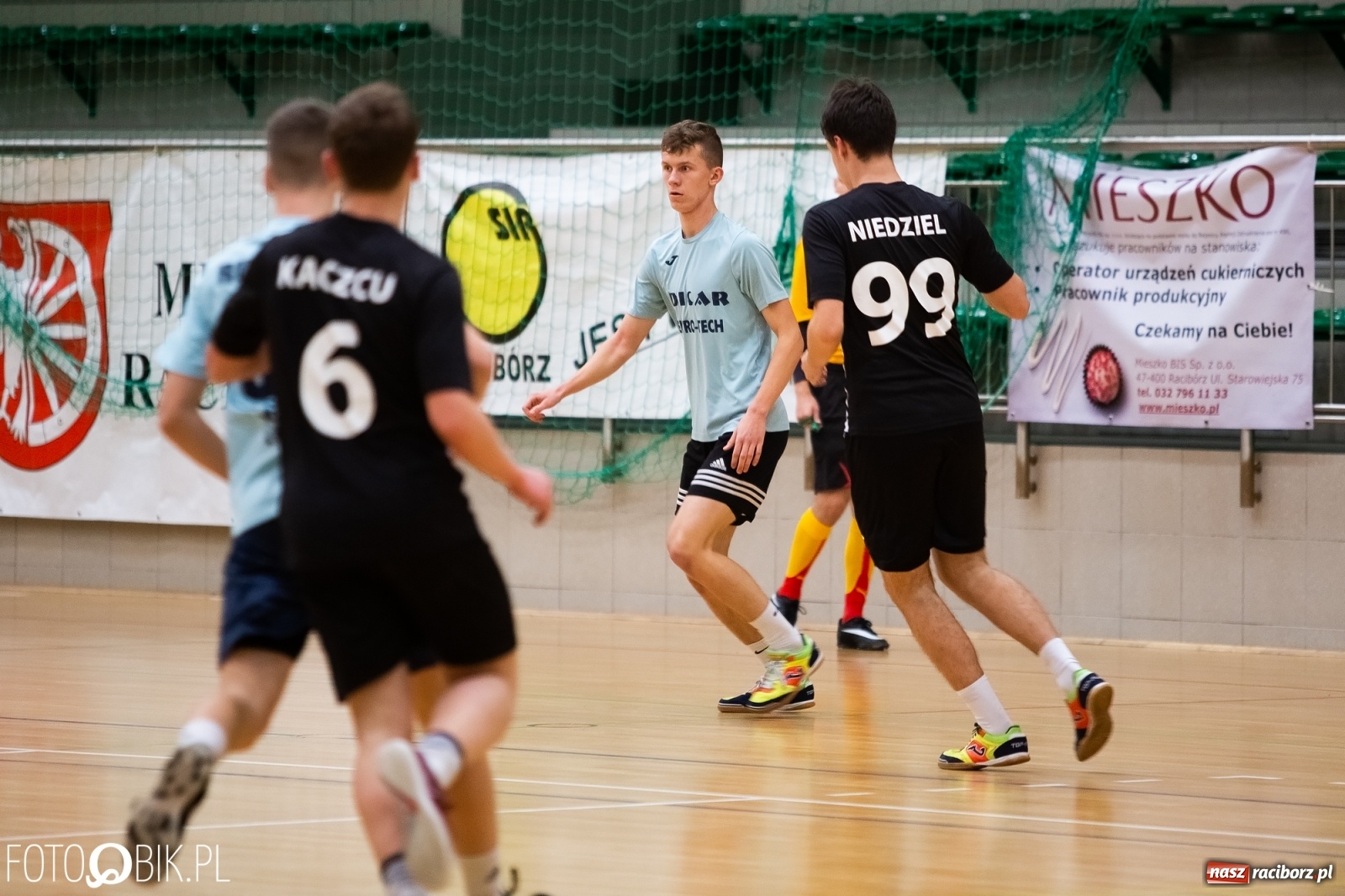 Zdjęcie w galerii na portalu naszraciborz.pl: Grad goli w sobotnich pojedynkach HLPN wiadomości z regionu