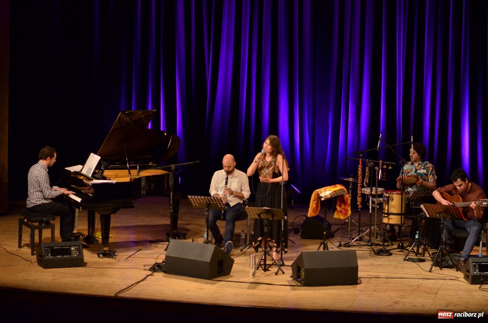 Zdjęcie w galerii na portalu naszraciborz.pl: Koncert muzyki brazylijskiej w RCK wiadomości z regionu