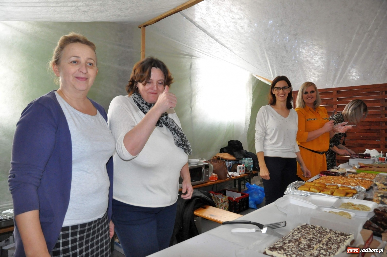 Zdjęcie w galerii na portalu naszraciborz.pl: Tłumy na kiermaszu świątecznym w Pietrowicach Wielkich [FOTO i WIDEO] wiadomości z regionu