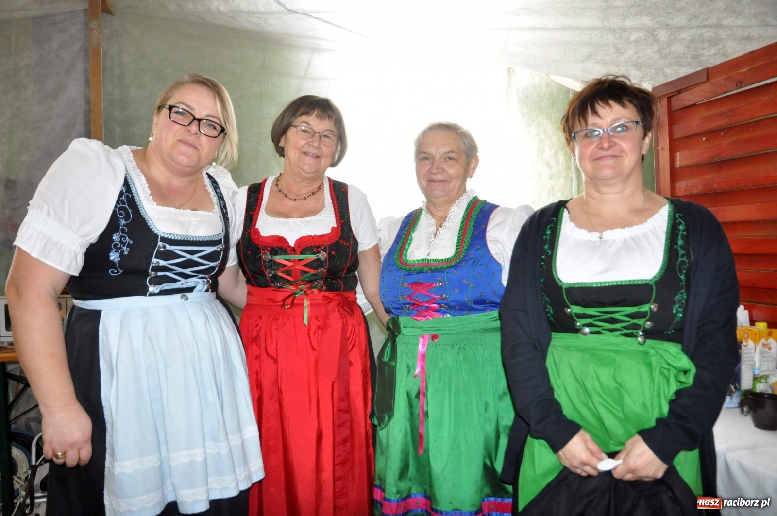 Zdjęcie w galerii na portalu naszraciborz.pl: Tłumy na kiermaszu świątecznym w Pietrowicach Wielkich [FOTO i WIDEO] wiadomości z regionu