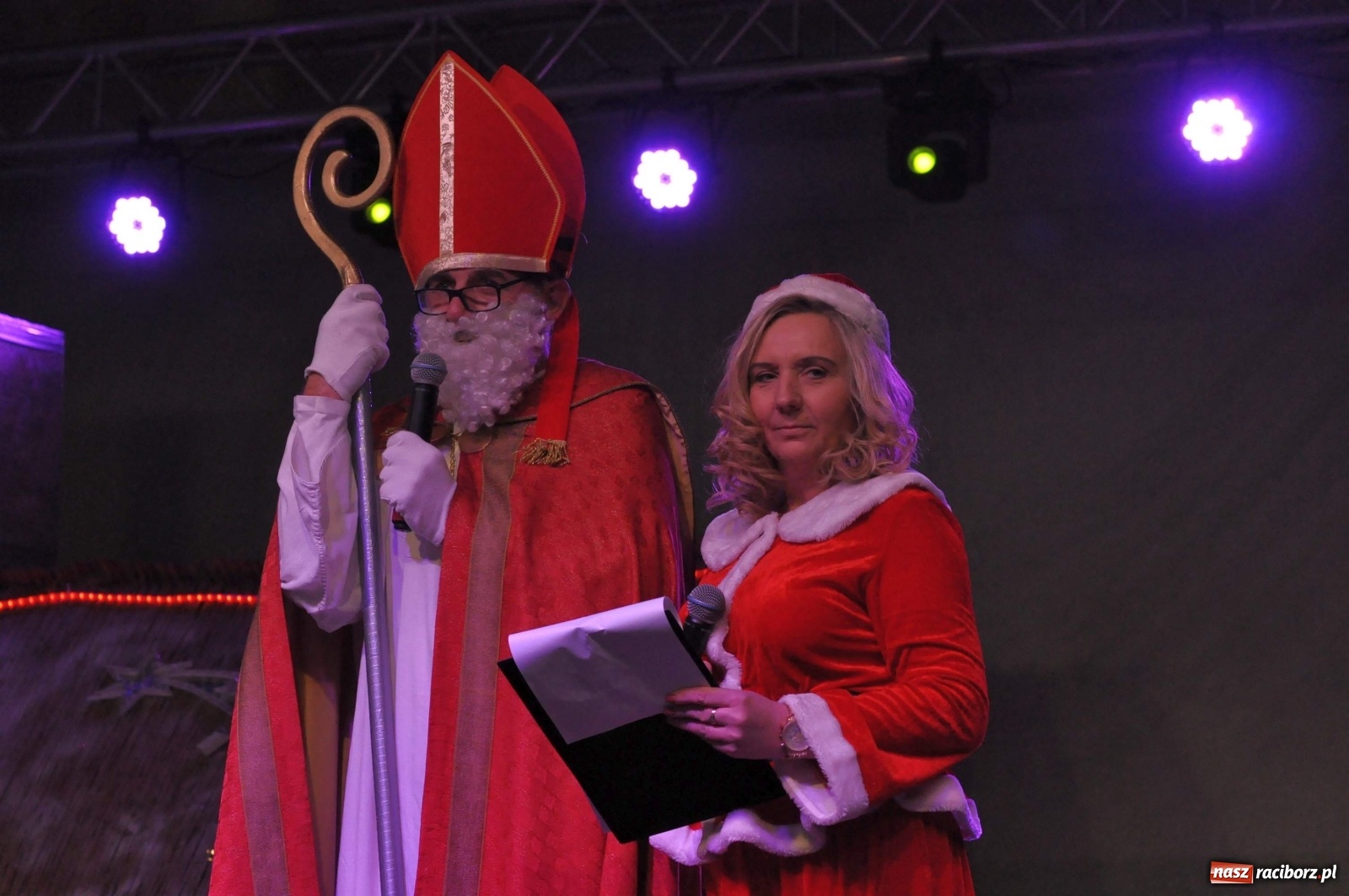 Zdjęcie w galerii na portalu naszraciborz.pl: Tłumy na kiermaszu świątecznym w Pietrowicach Wielkich [FOTO i WIDEO] wiadomości z regionu