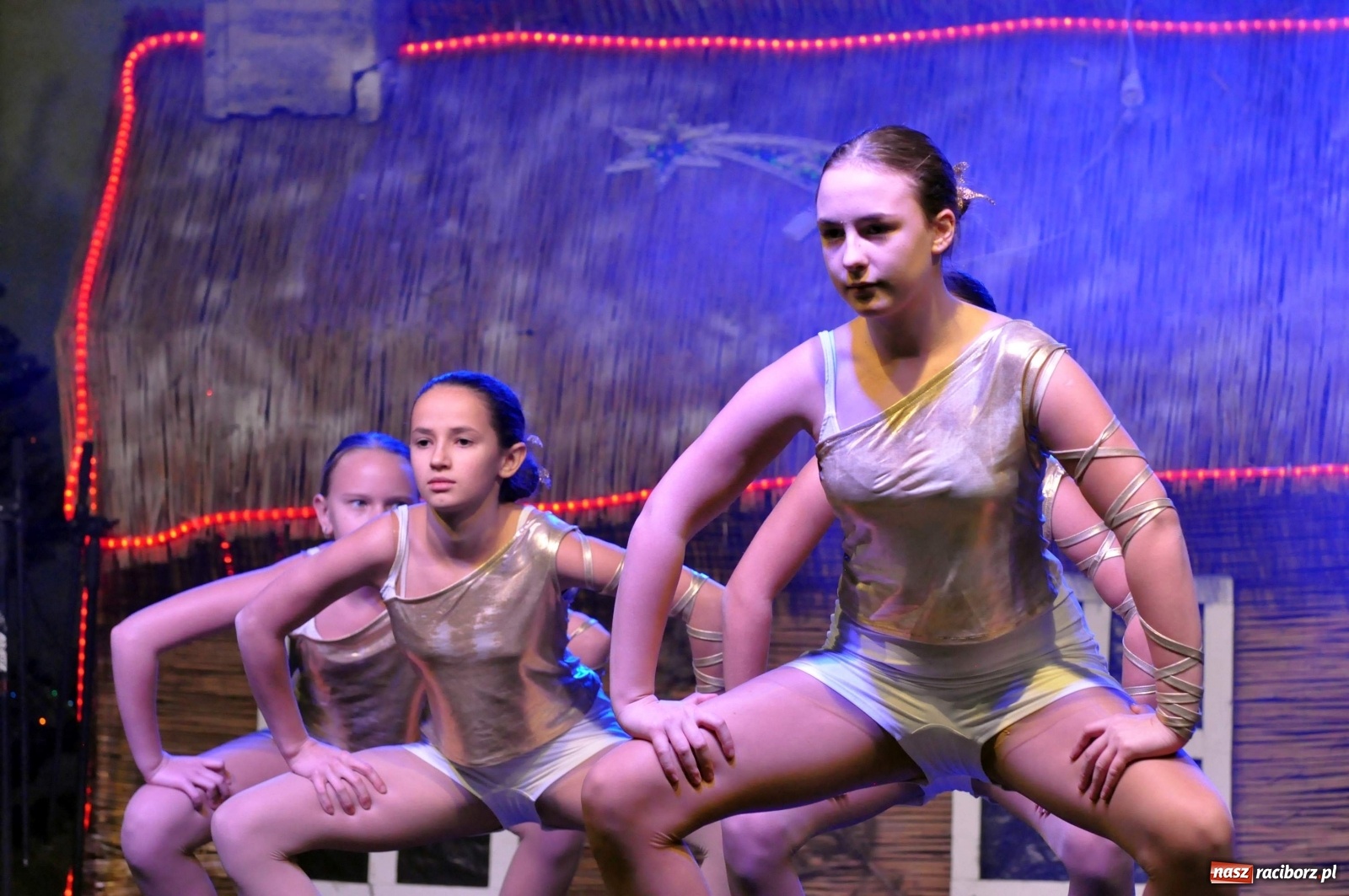 Zdjęcie w galerii na portalu naszraciborz.pl: Tłumy na kiermaszu świątecznym w Pietrowicach Wielkich [FOTO i WIDEO] wiadomości z regionu