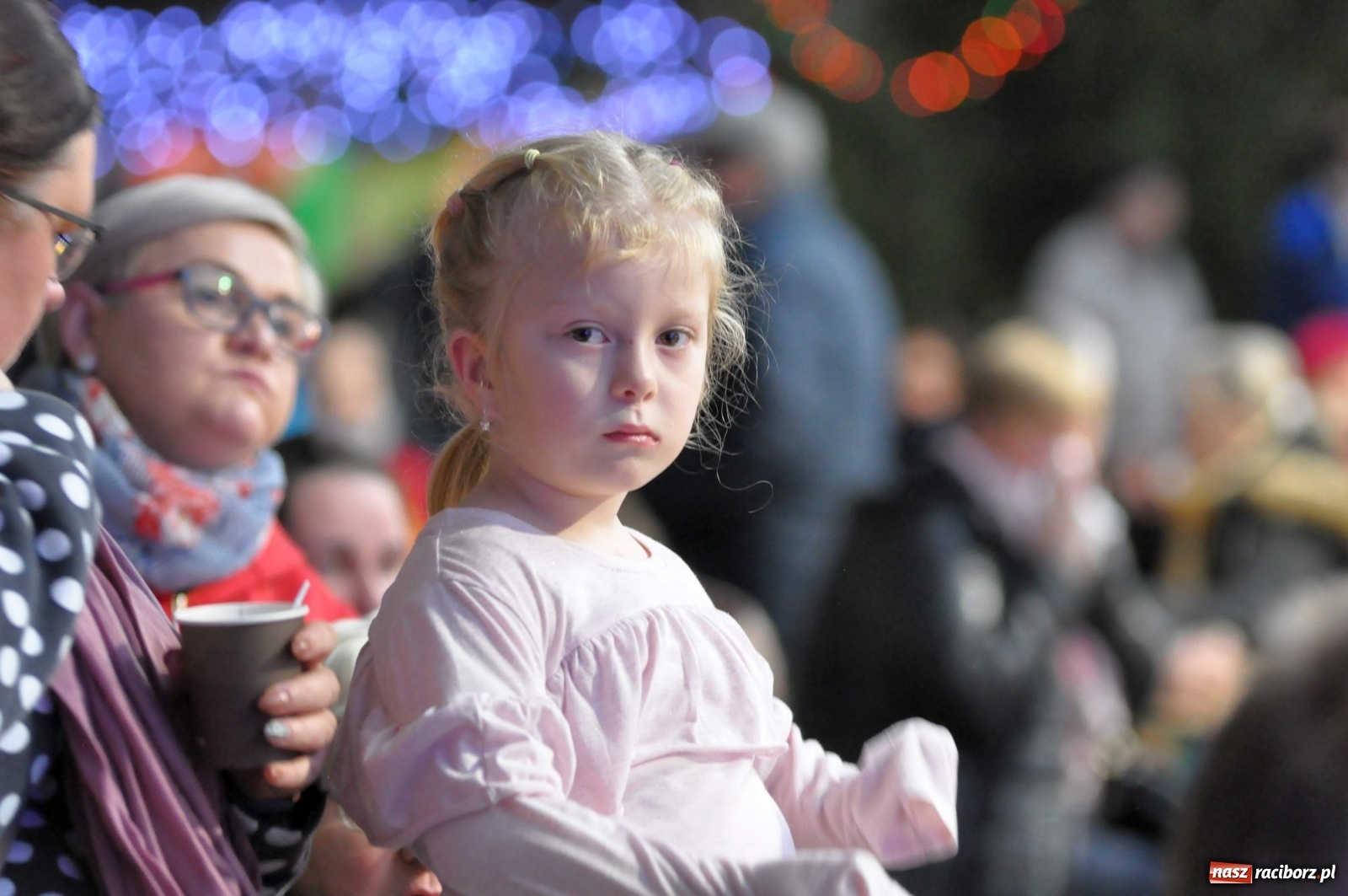Zdjęcie w galerii na portalu naszraciborz.pl: Tłumy na kiermaszu świątecznym w Pietrowicach Wielkich [FOTO i WIDEO] wiadomości z regionu