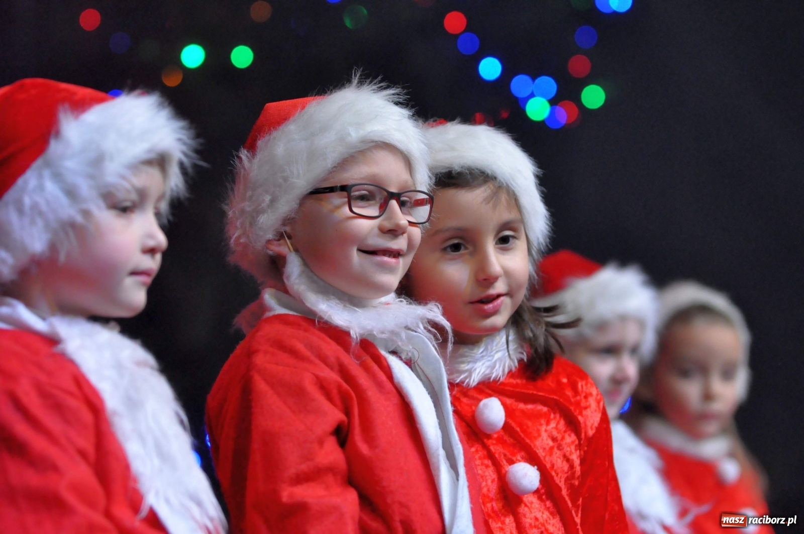 Zdjęcie w galerii na portalu naszraciborz.pl: Tłumy na kiermaszu świątecznym w Pietrowicach Wielkich [FOTO i WIDEO] wiadomości z regionu
