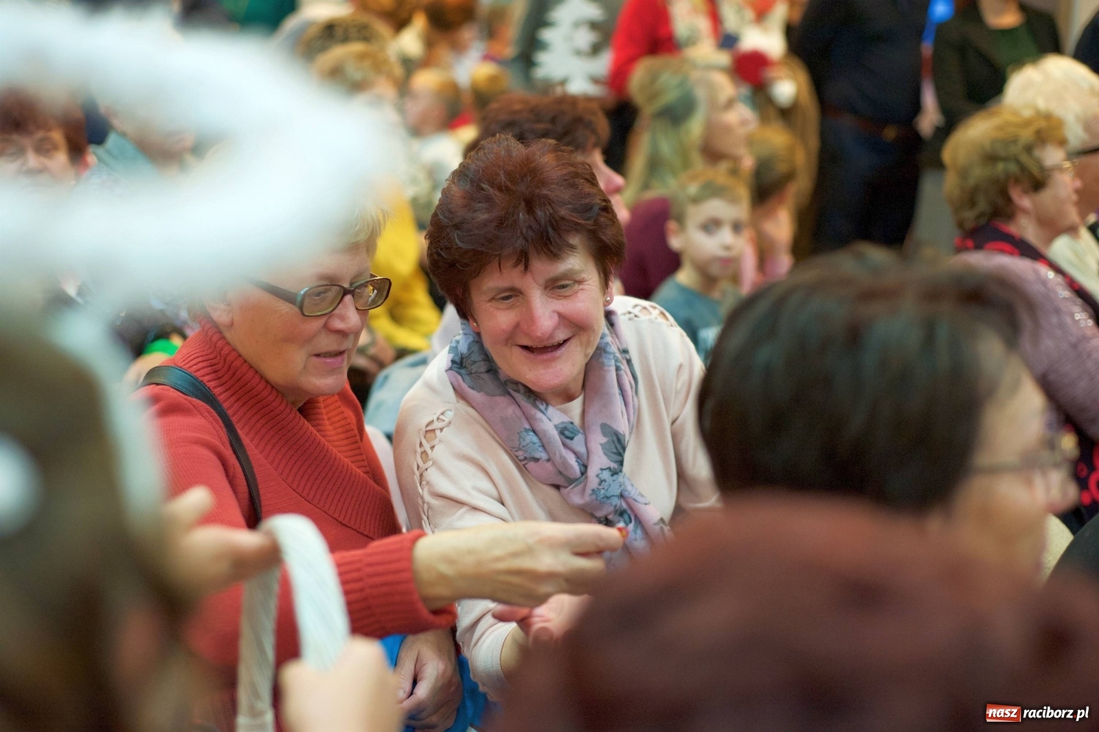 Zdjęcie w galerii na portalu naszraciborz.pl: Na świątecznym kiermaszu w Tworkowie wiadomości z regionu
