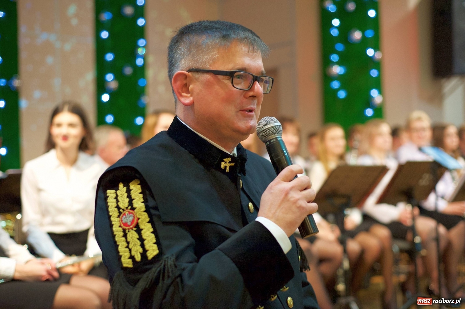 Zdjęcie w galerii na portalu naszraciborz.pl: Na świątecznym kiermaszu w Tworkowie wiadomości z regionu