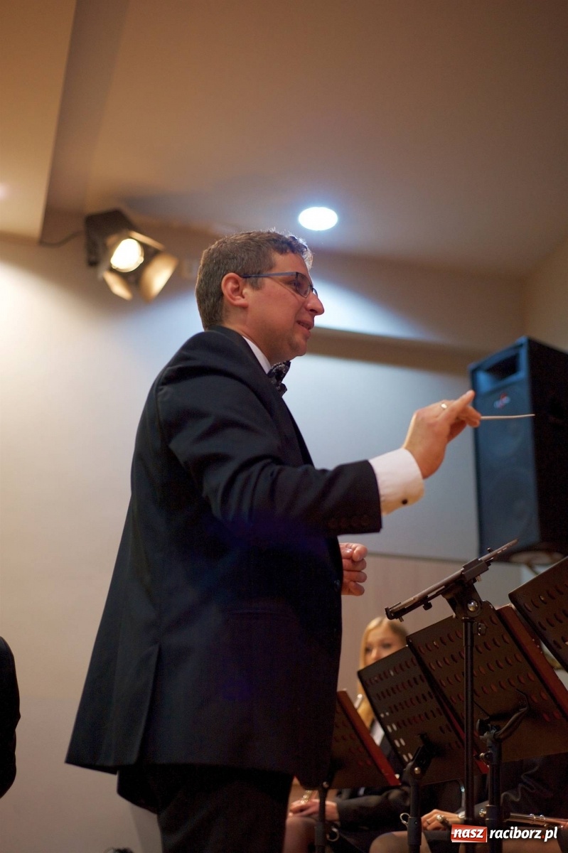 Zdjęcie w galerii na portalu naszraciborz.pl: Na świątecznym kiermaszu w Tworkowie wiadomości z regionu