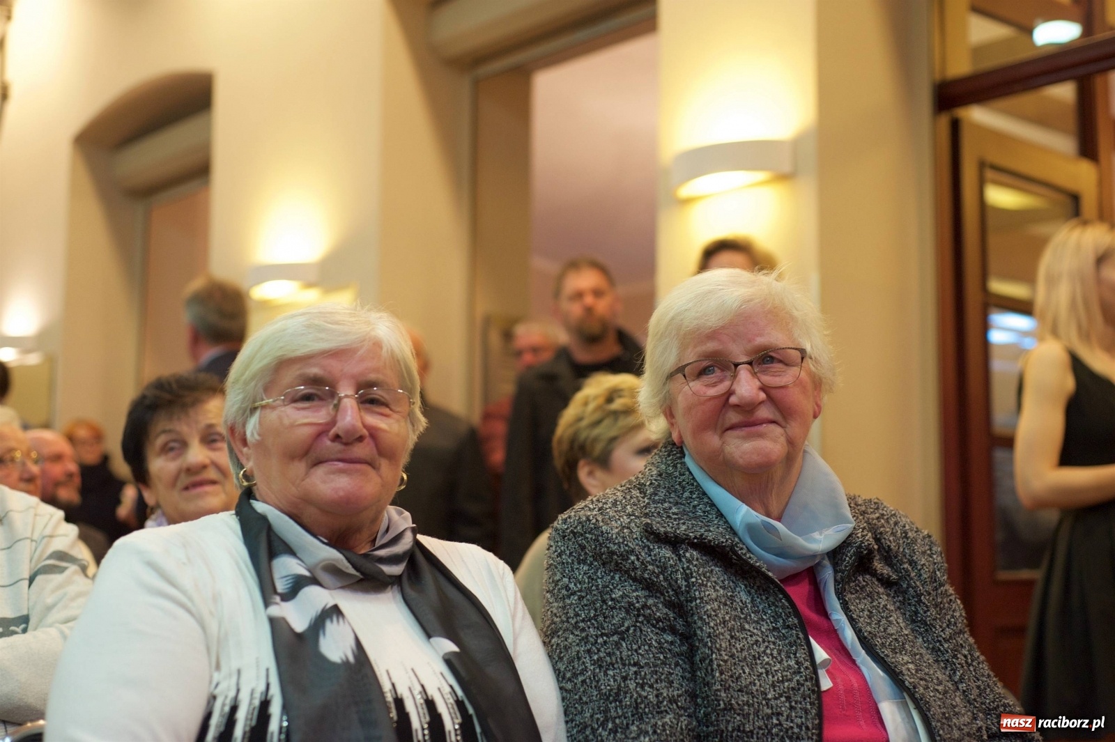 Zdjęcie w galerii na portalu naszraciborz.pl: Na świątecznym kiermaszu w Tworkowie wiadomości z regionu