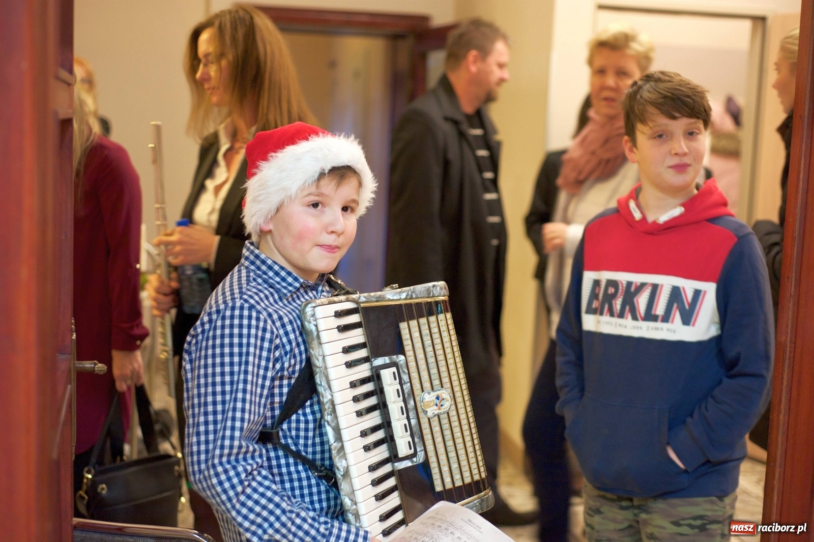 Zdjęcie w galerii na portalu naszraciborz.pl: Na świątecznym kiermaszu w Tworkowie wiadomości z regionu