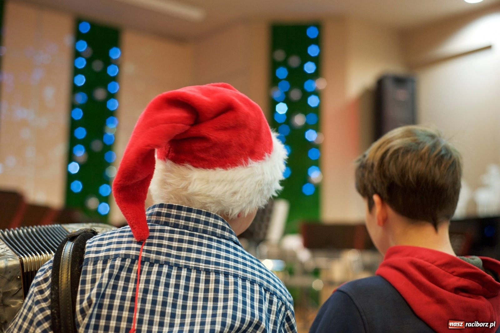 Zdjęcie w galerii na portalu naszraciborz.pl: Na świątecznym kiermaszu w Tworkowie wiadomości z regionu