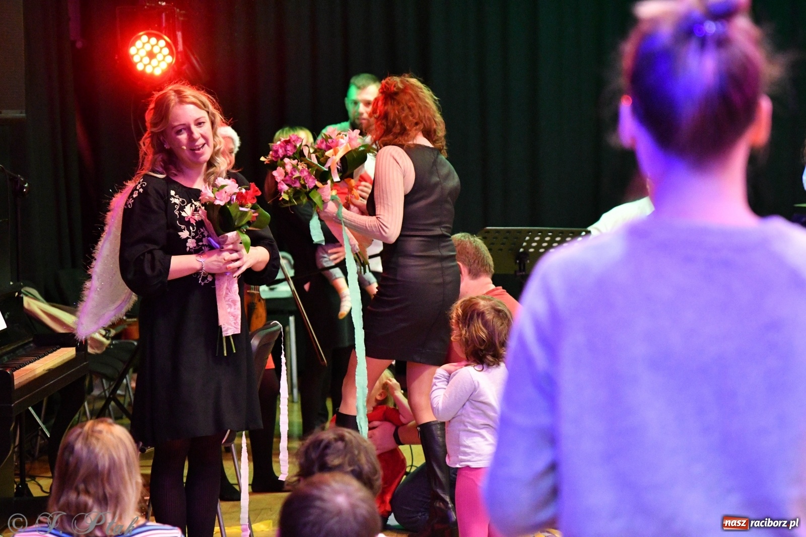 Zdjęcie w galerii na portalu naszraciborz.pl: Zabawy z bałwankiem Bembenkiem, czyli Maluchy w krainie dźwięku [FOTO] wiadomości z regionu