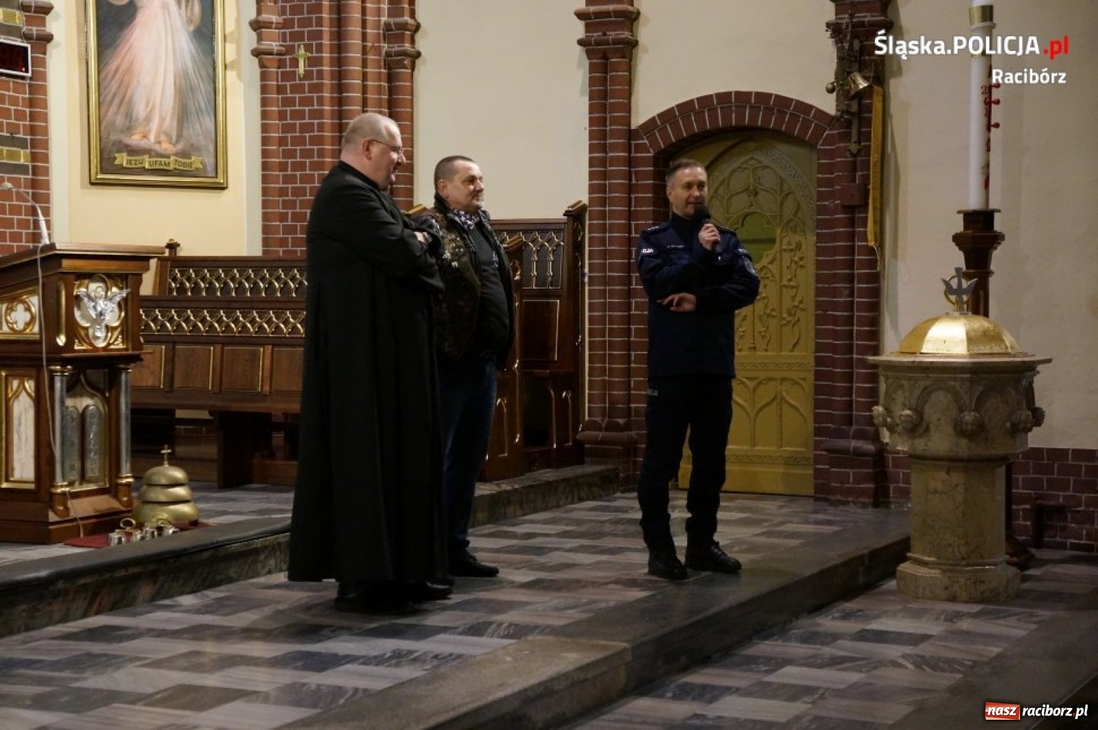 Zdjęcie w galerii na portalu naszraciborz.pl: Bezpieczna droga na roraty  wiadomości z regionu