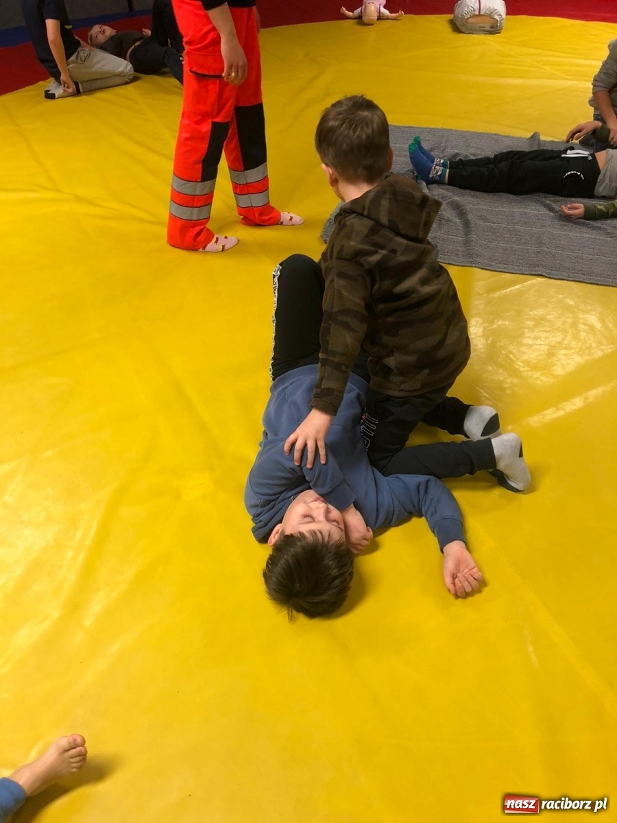 Zdjęcie w galerii na portalu naszraciborz.pl: W Łamatorze uczyli pierwszej pomocy [FOTO] wiadomości z regionu