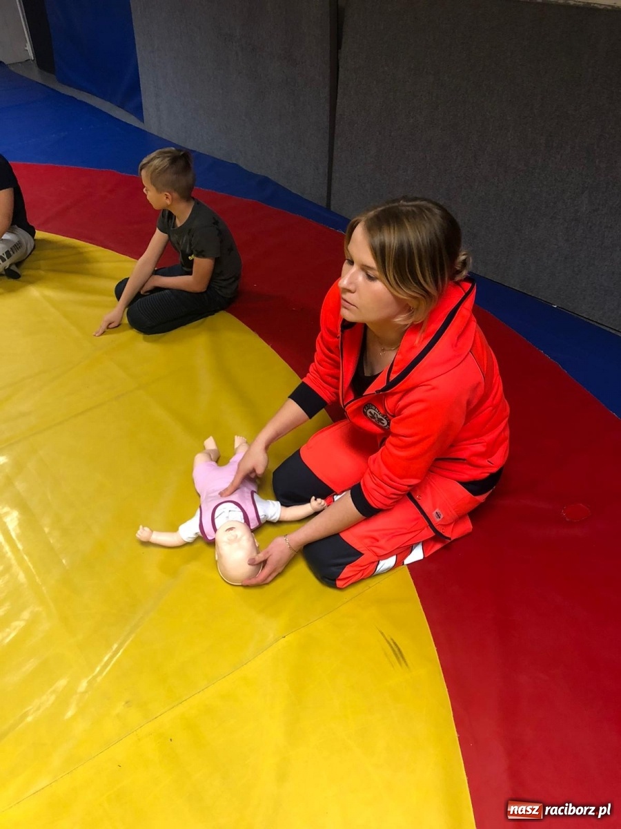 Zdjęcie w galerii na portalu naszraciborz.pl: W Łamatorze uczyli pierwszej pomocy [FOTO] wiadomości z regionu
