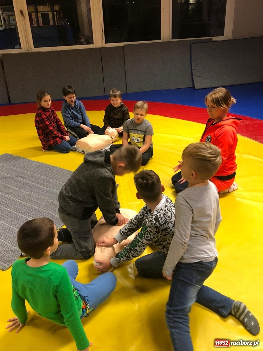 Zdjęcie w galerii na portalu naszraciborz.pl: W Łamatorze uczyli pierwszej pomocy [FOTO] wiadomości z regionu