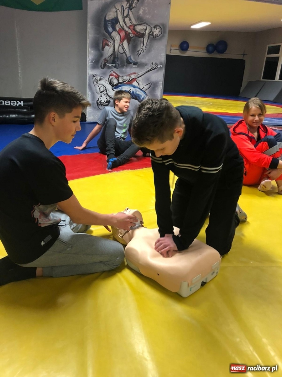 Zdjęcie w galerii na portalu naszraciborz.pl: W Łamatorze uczyli pierwszej pomocy [FOTO] wiadomości z regionu