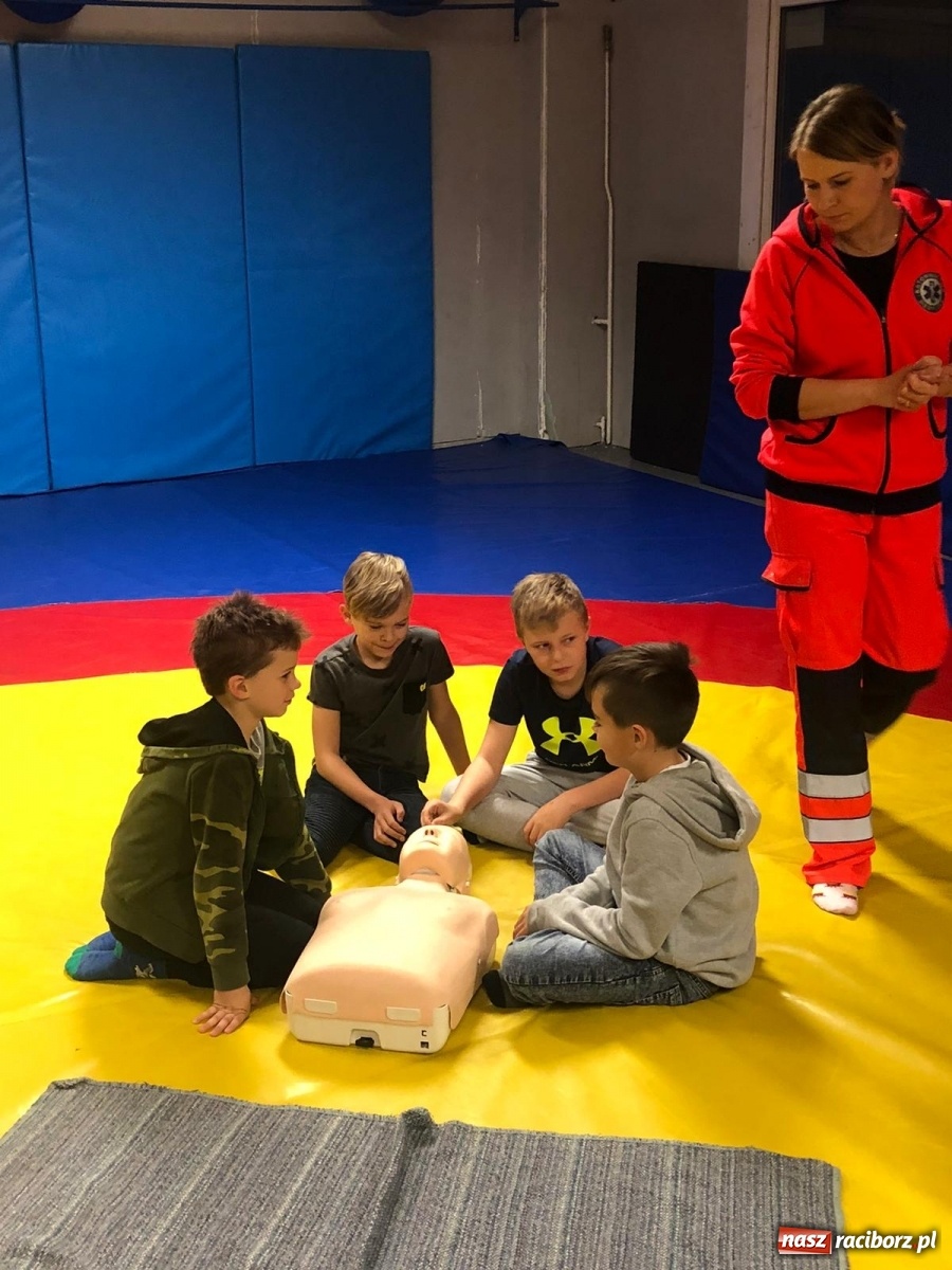 Zdjęcie w galerii na portalu naszraciborz.pl: W Łamatorze uczyli pierwszej pomocy [FOTO] wiadomości z regionu