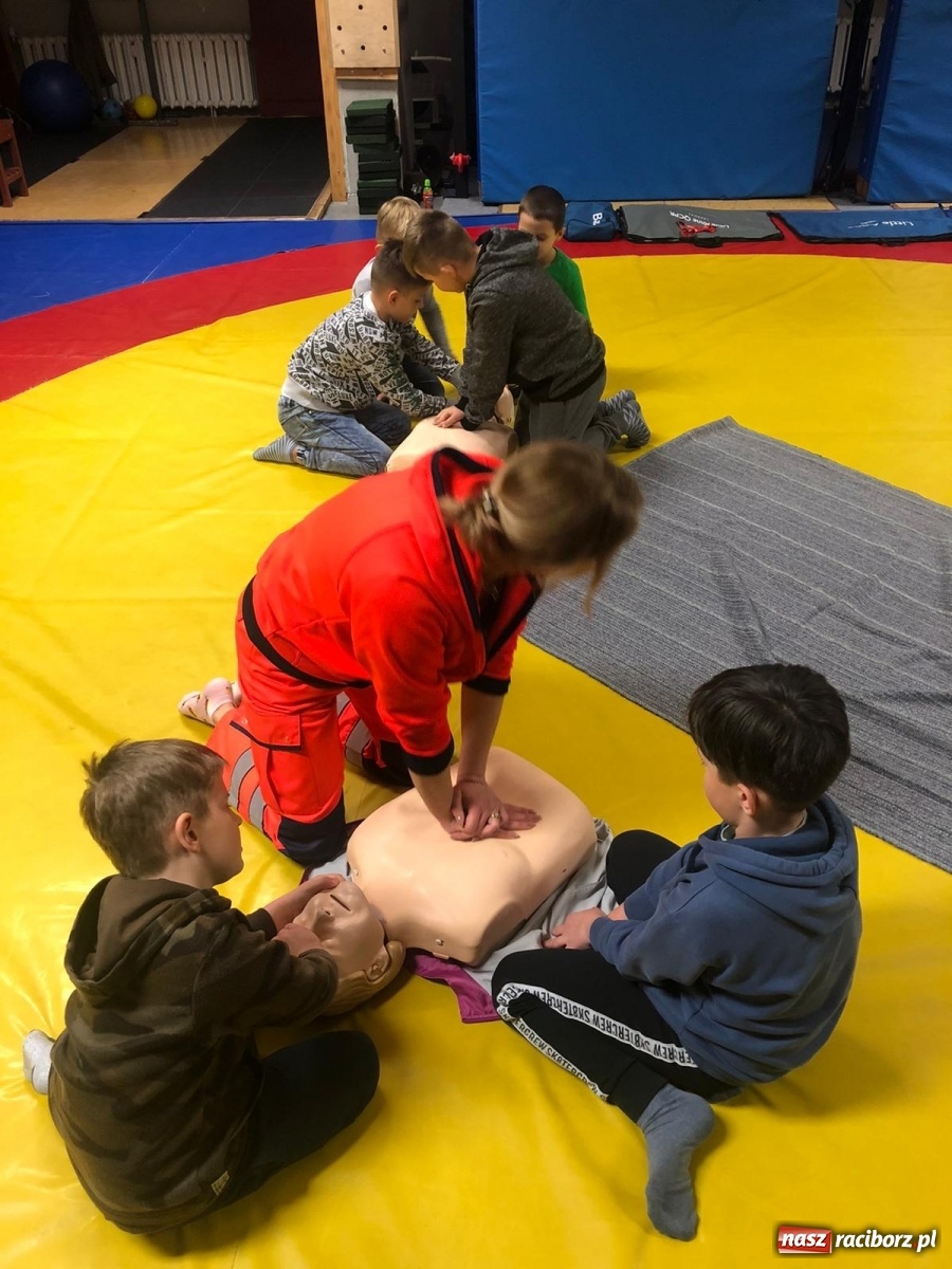 Zdjęcie w galerii na portalu naszraciborz.pl: W Łamatorze uczyli pierwszej pomocy [FOTO] wiadomości z regionu