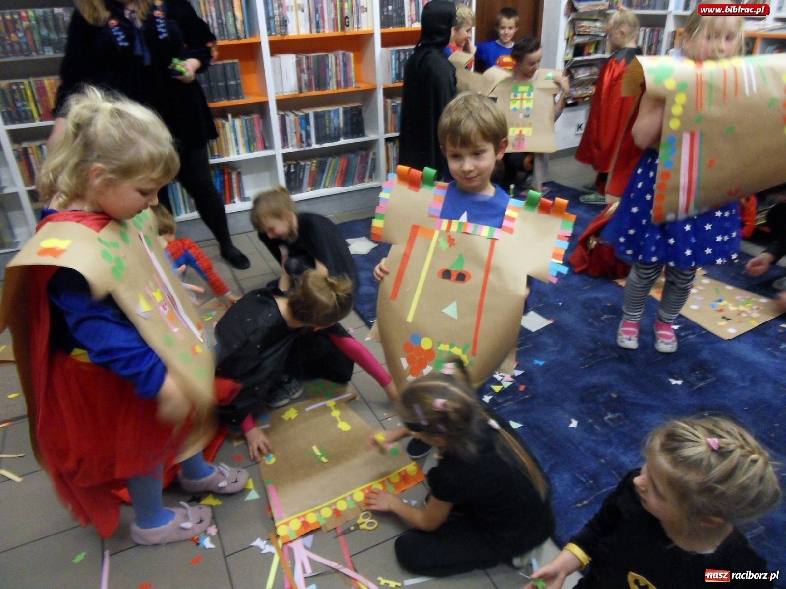 Zdjęcie w galerii na portalu naszraciborz.pl: Amerykańska Nocka w bibliotece w Markowicach wiadomości z regionu