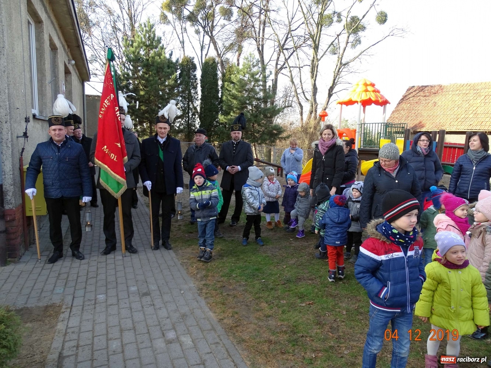 Zdjęcie w galerii na portalu naszraciborz.pl: W Brzeziu pamiętają o górnikach wiadomości z regionu