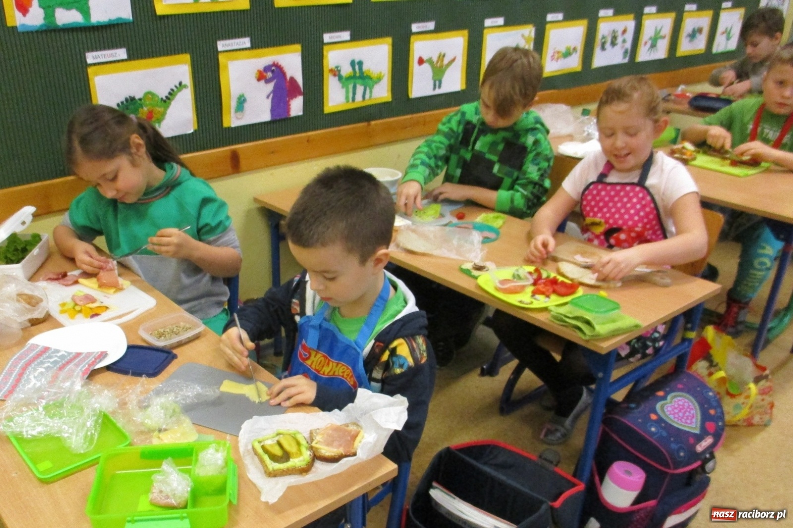 Zdjęcie w galerii na portalu naszraciborz.pl: Pysznie i zdrowo w SP 15 wiadomości z regionu