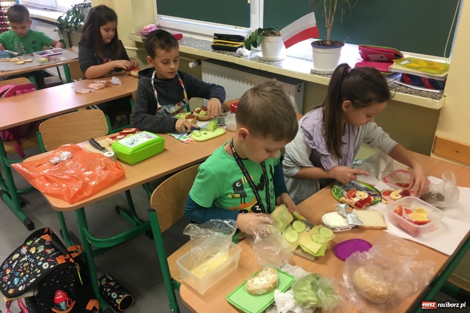 Zdjęcie w galerii na portalu naszraciborz.pl: Pysznie i zdrowo w SP 15 wiadomości z regionu