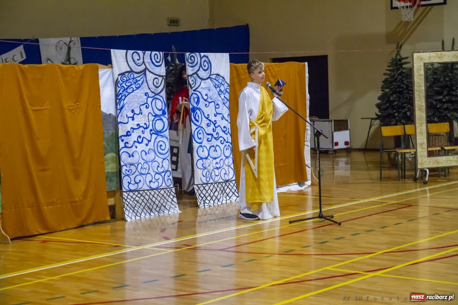 Zdjęcie w galerii na portalu naszraciborz.pl: Wieczór wielkich Polaków w Kornowacu wiadomości z regionu