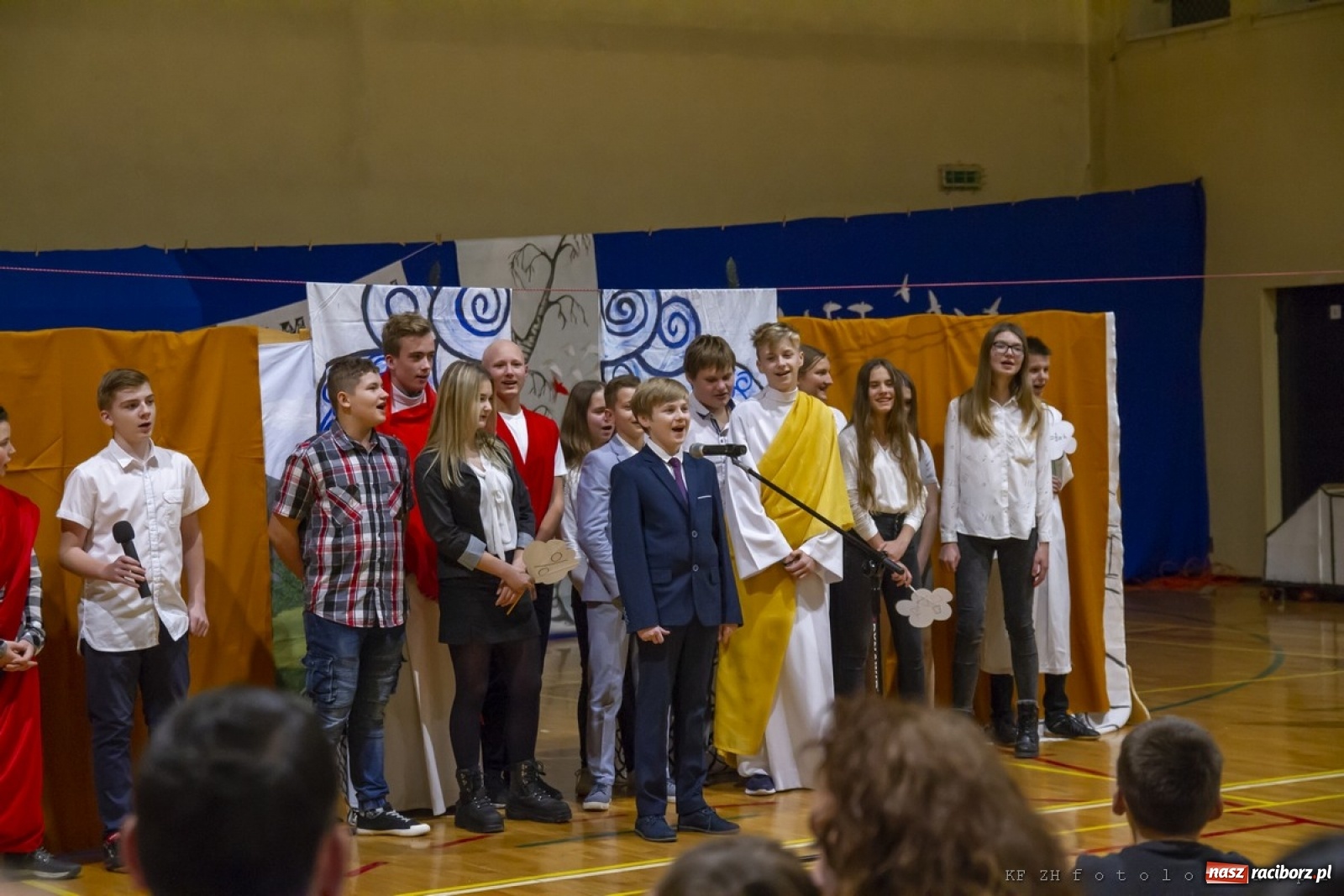 Zdjęcie w galerii na portalu naszraciborz.pl: Wieczór wielkich Polaków w Kornowacu wiadomości z regionu