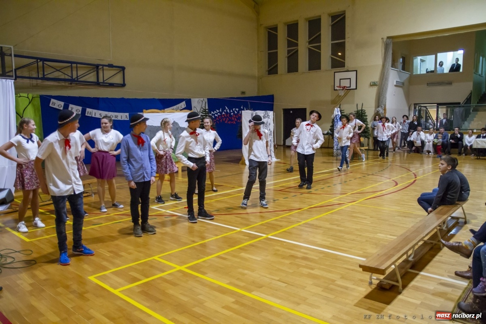 Zdjęcie w galerii na portalu naszraciborz.pl: Wieczór wielkich Polaków w Kornowacu wiadomości z regionu