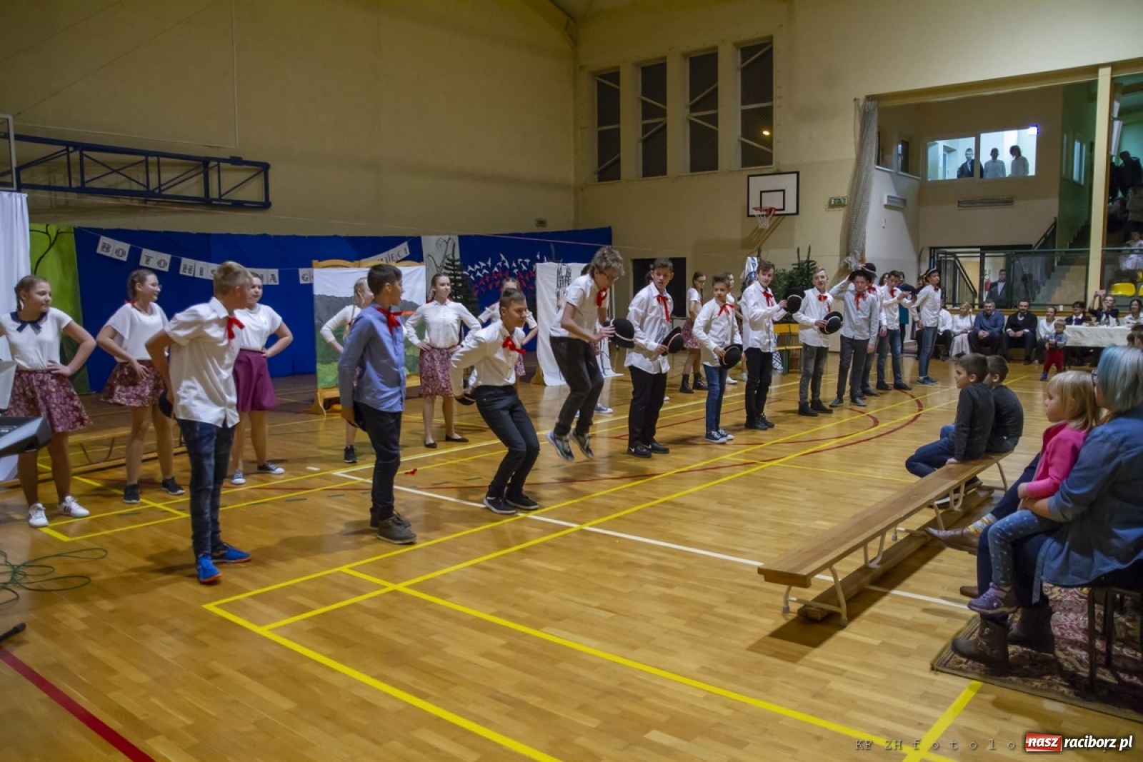 Zdjęcie w galerii na portalu naszraciborz.pl: Wieczór wielkich Polaków w Kornowacu wiadomości z regionu