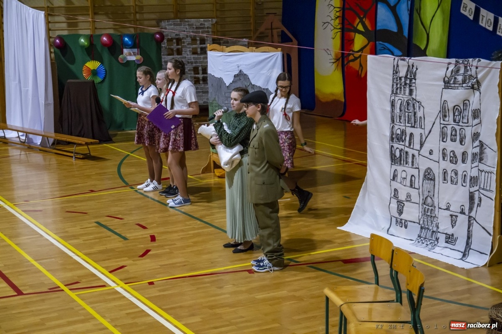 Zdjęcie w galerii na portalu naszraciborz.pl: Wieczór wielkich Polaków w Kornowacu wiadomości z regionu