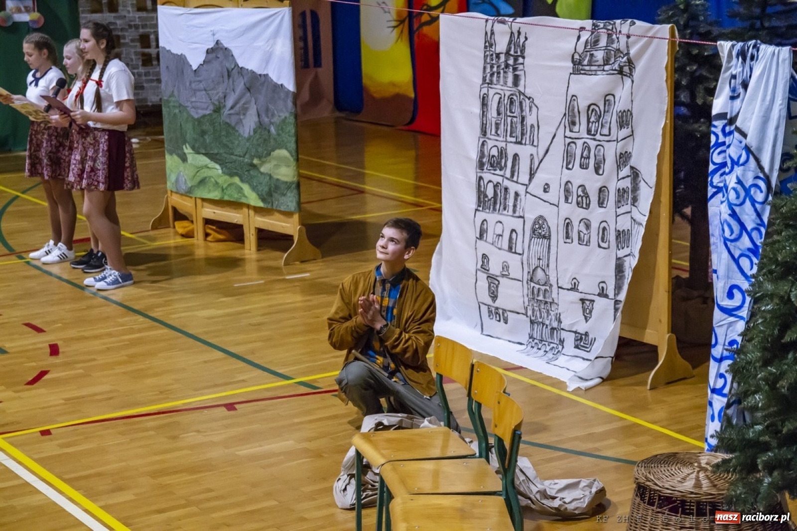 Zdjęcie w galerii na portalu naszraciborz.pl: Wieczór wielkich Polaków w Kornowacu wiadomości z regionu