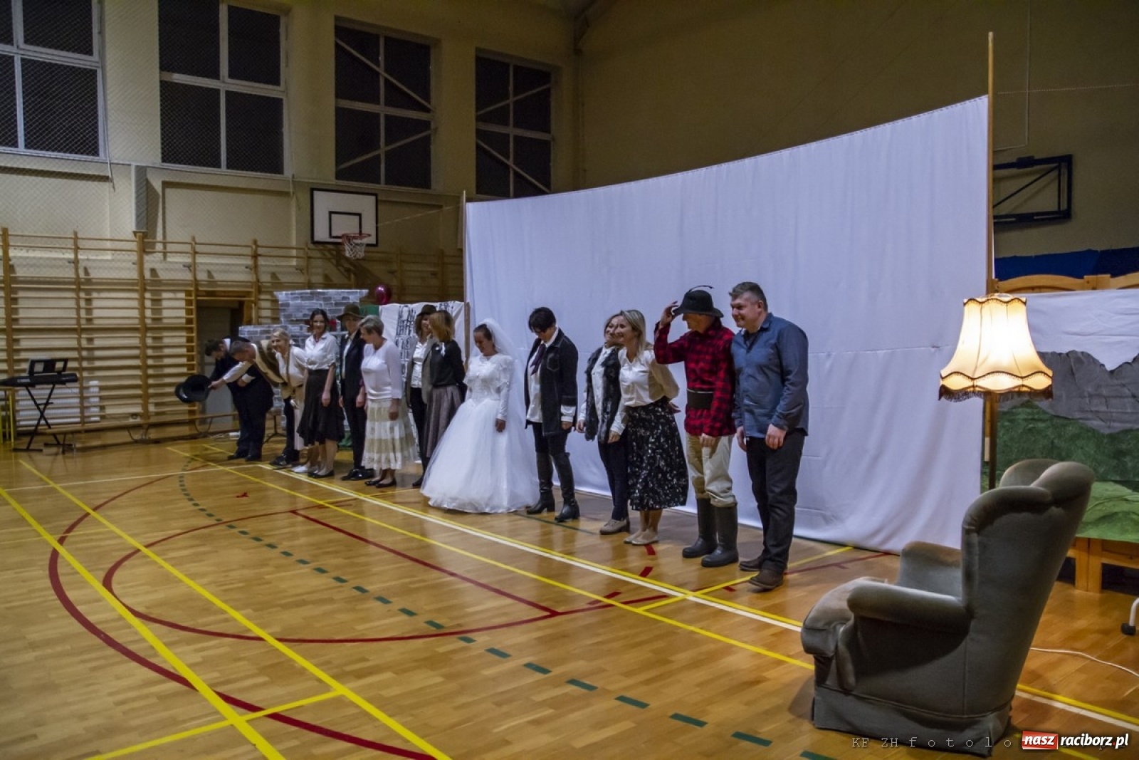 Zdjęcie w galerii na portalu naszraciborz.pl: Wieczór wielkich Polaków w Kornowacu wiadomości z regionu