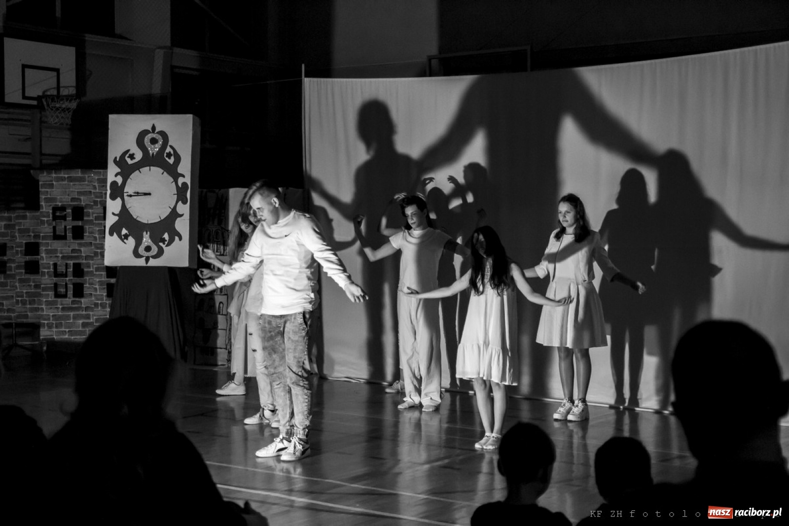 Zdjęcie w galerii na portalu naszraciborz.pl: Wieczór wielkich Polaków w Kornowacu wiadomości z regionu