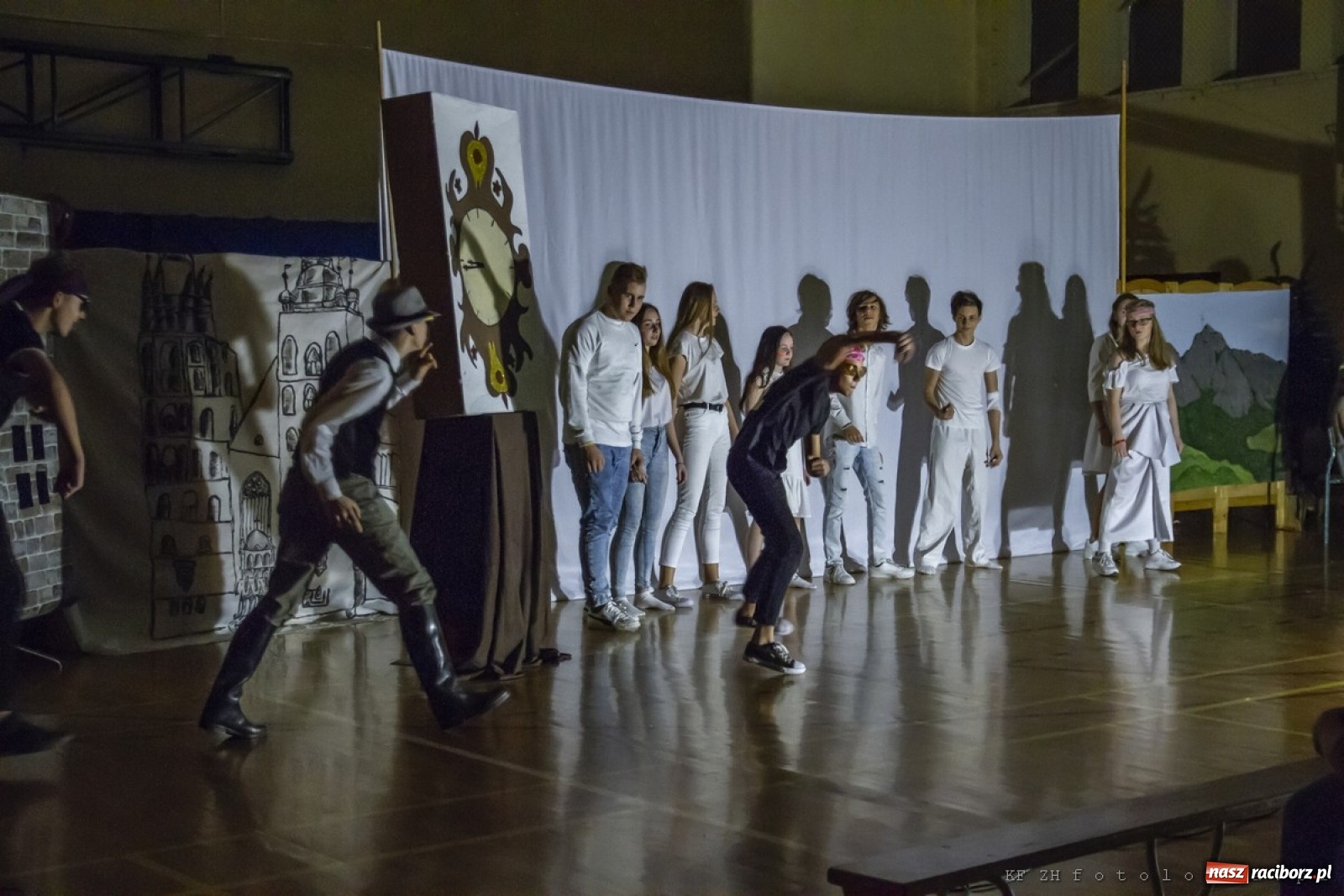 Zdjęcie w galerii na portalu naszraciborz.pl: Wieczór wielkich Polaków w Kornowacu wiadomości z regionu