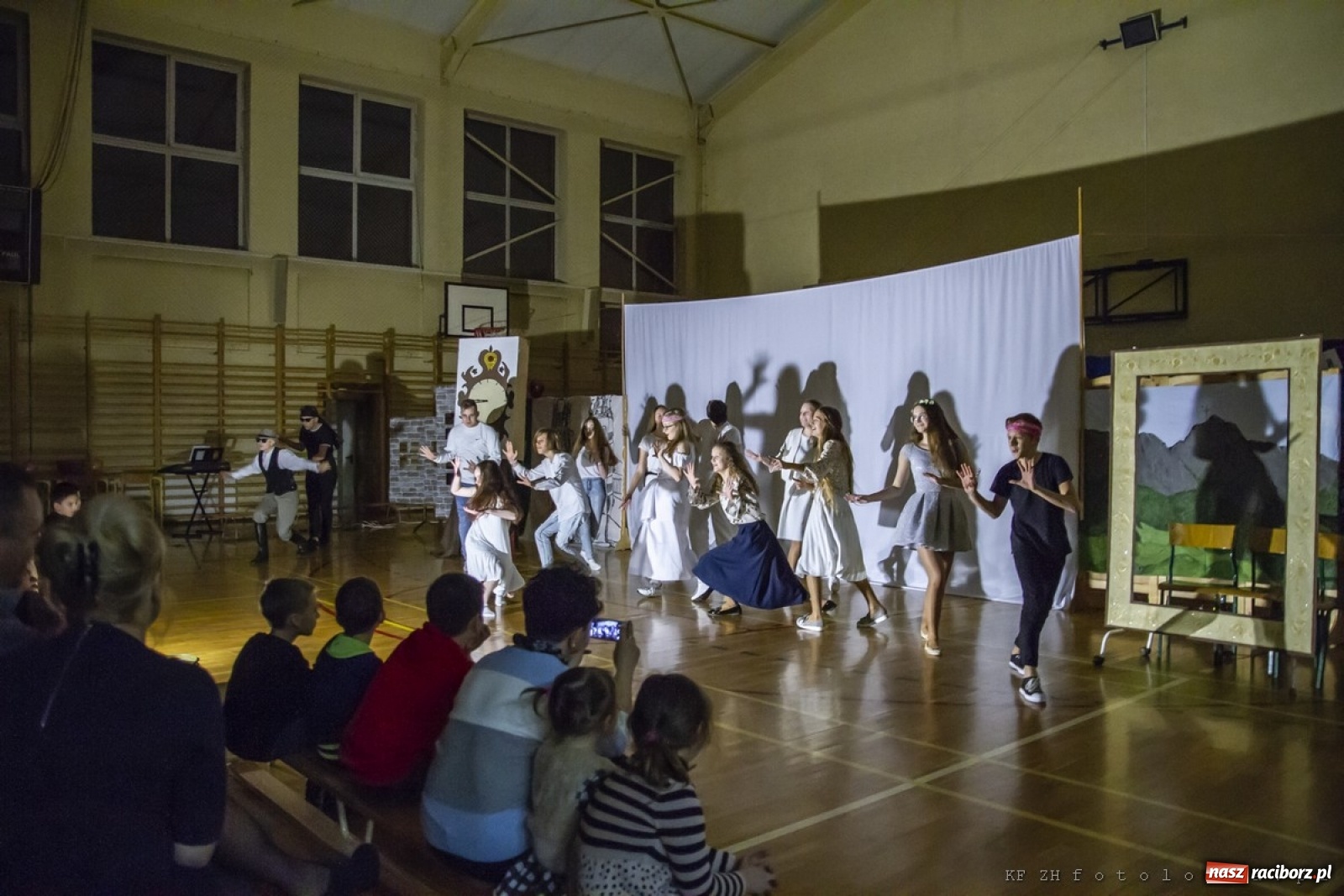 Zdjęcie w galerii na portalu naszraciborz.pl: Wieczór wielkich Polaków w Kornowacu wiadomości z regionu