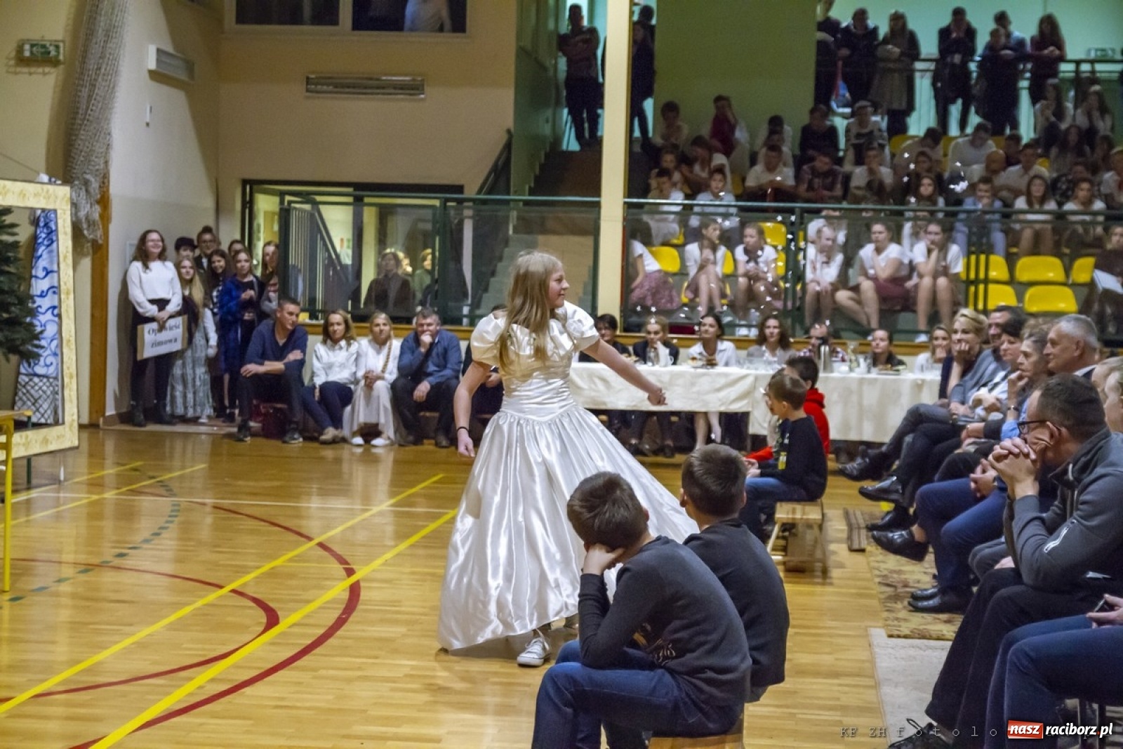 Zdjęcie w galerii na portalu naszraciborz.pl: Wieczór wielkich Polaków w Kornowacu wiadomości z regionu