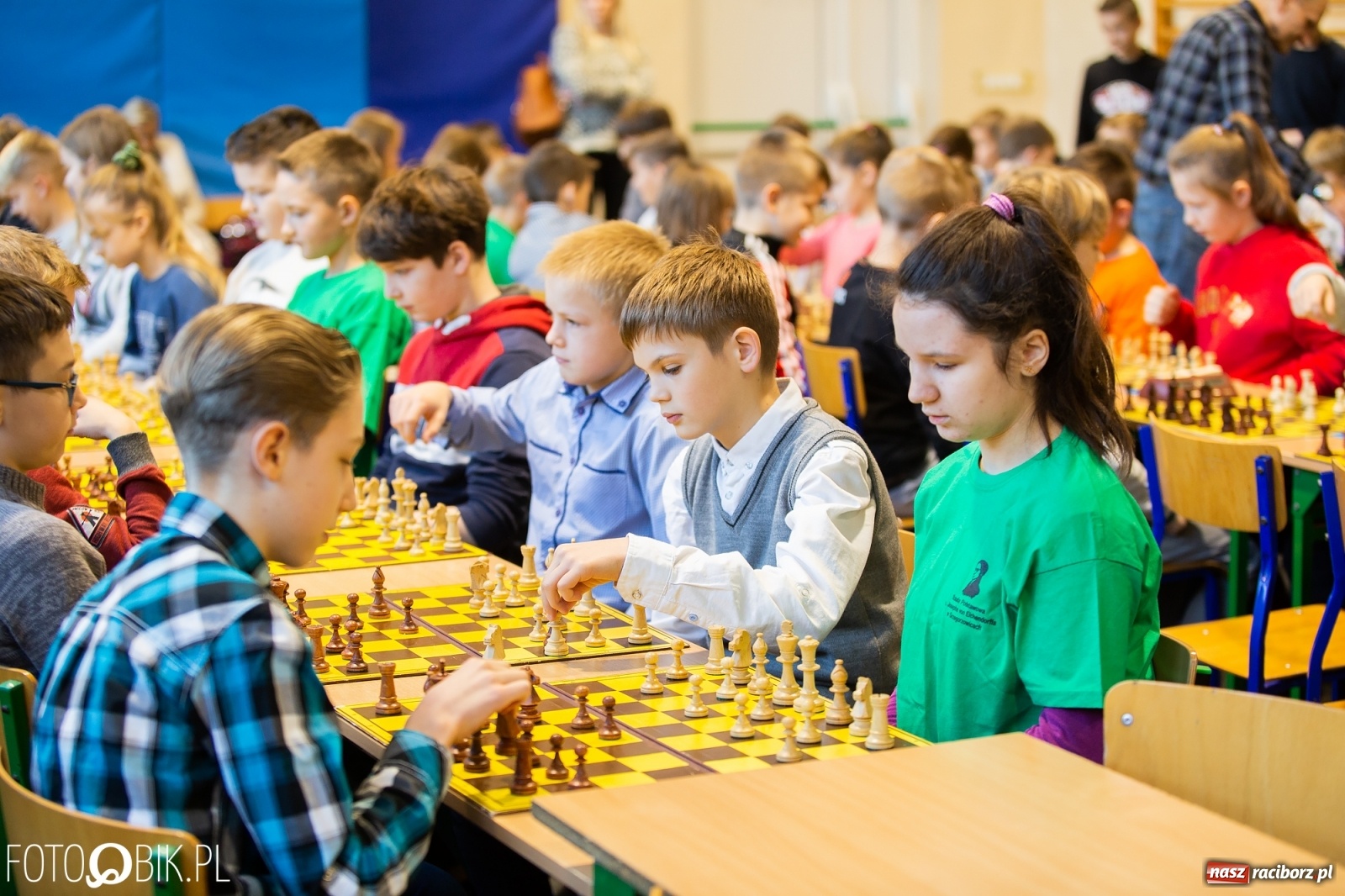 Zdjęcie w galerii na portalu naszraciborz.pl: Powiatowy Turniej Mikołajkowy w szachach wiadomości z regionu
