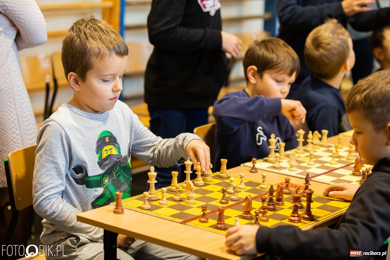 Zdjęcie w galerii na portalu naszraciborz.pl: Powiatowy Turniej Mikołajkowy w szachach wiadomości z regionu