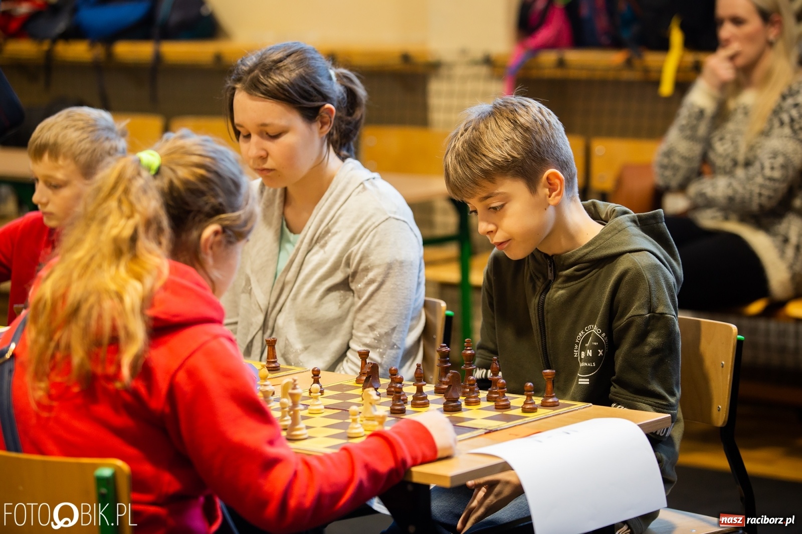 Zdjęcie w galerii na portalu naszraciborz.pl: Powiatowy Turniej Mikołajkowy w szachach wiadomości z regionu