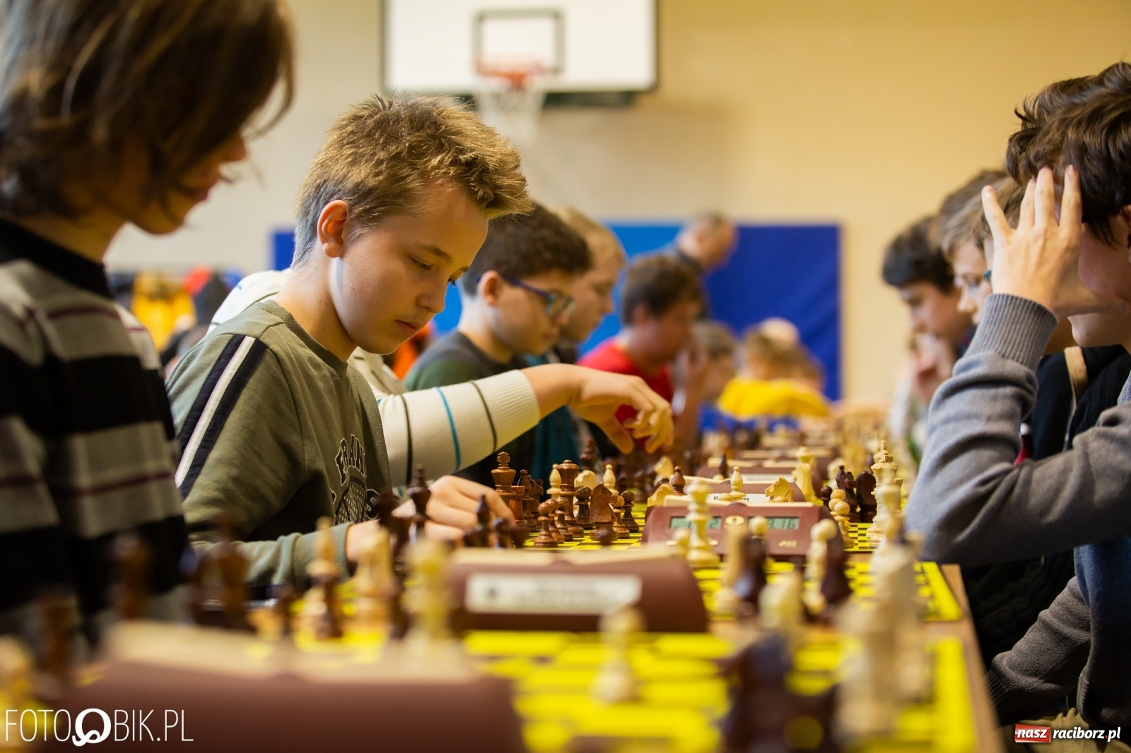 Zdjęcie w galerii na portalu naszraciborz.pl: Powiatowy Turniej Mikołajkowy w szachach wiadomości z regionu