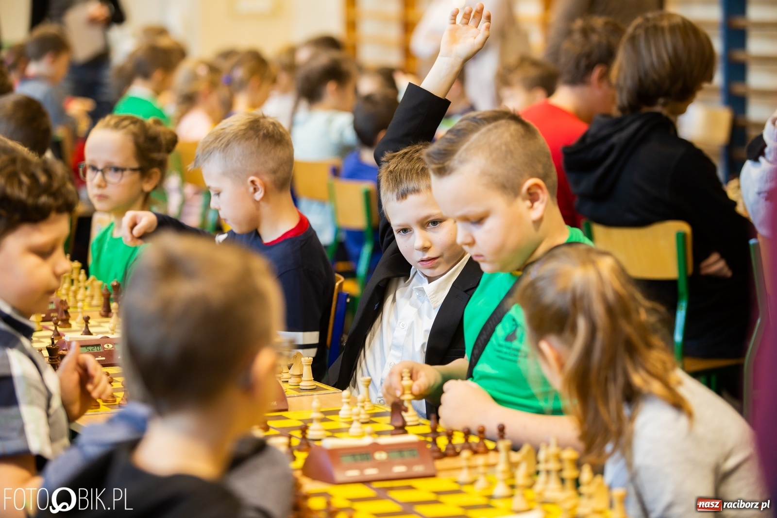 Zdjęcie w galerii na portalu naszraciborz.pl: Powiatowy Turniej Mikołajkowy w szachach wiadomości z regionu